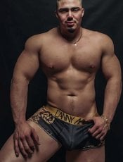 Andrewcolombia performs massage in Philadelphia, PA - 93694