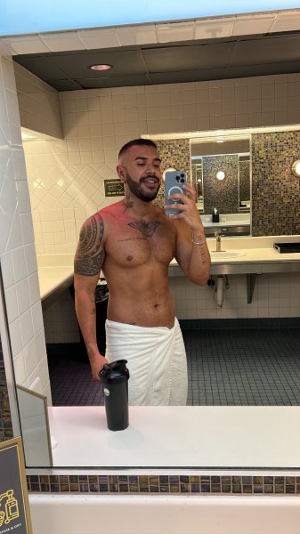 LatinBrian performs massage in Manhattan, NY - 538504