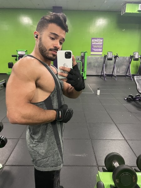 Enrico_Braz performs massage in Houston, TX - 552226