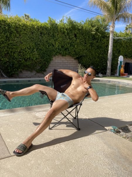 Burgos performs massage in Palm Springs, CA - 521214