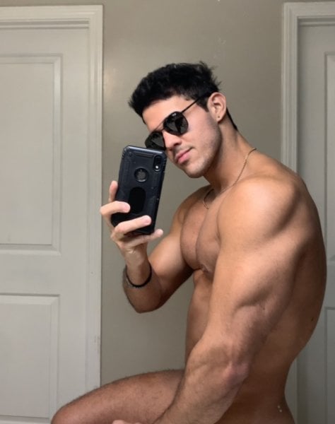 LatinManuel performs massage in Atlanta, GA - 565354