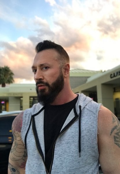 T_Willcox performs massage in Palm Springs, CA - 583746