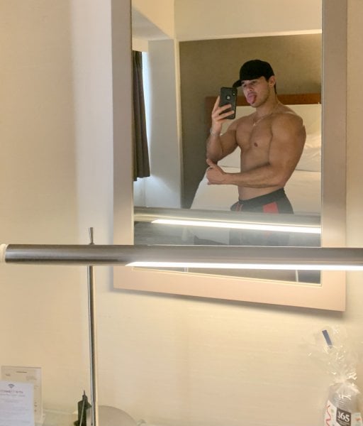 LatinManuel performs massage in Atlanta, GA - 609395