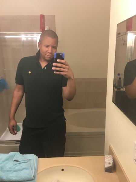 DowntownOTomas performs massage in Orlando, FL - 602130