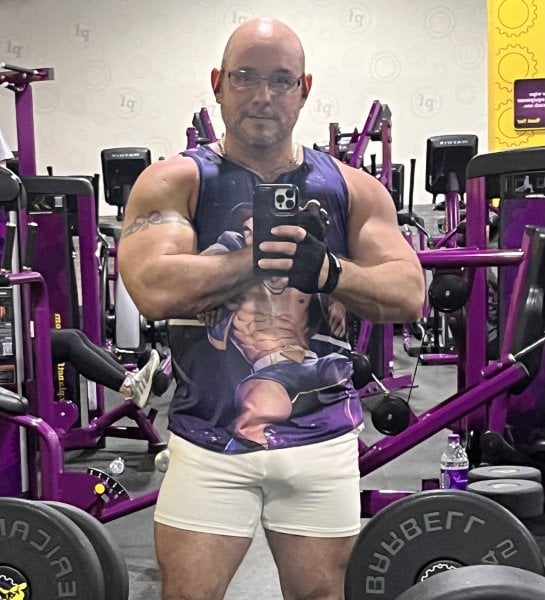 ChristianWolfe performs massage in Providence, RI - 649516