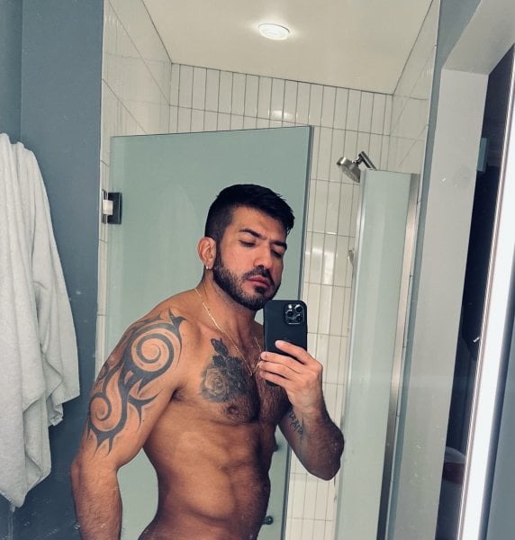 Jordanlatin performs massage in Manhattan, NY - 661596