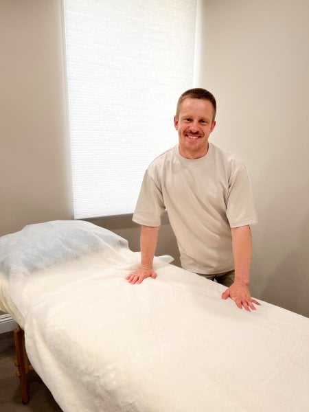 TherapeuticMass performs massage in Los Angeles, CA - 670730