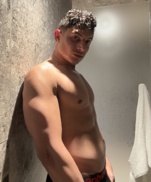 ZaynXXX performs massage in Manhattan, NY - 725137