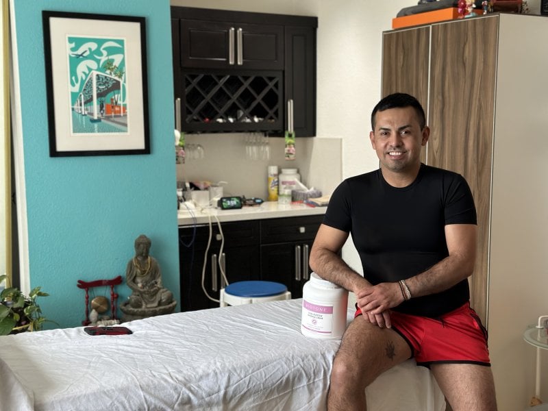 Yourperfecttouch performs massage in Palm Springs, CA - 698687