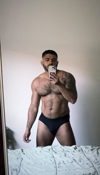 Kareem_Egypt performs massage in Portland, ME - 721933