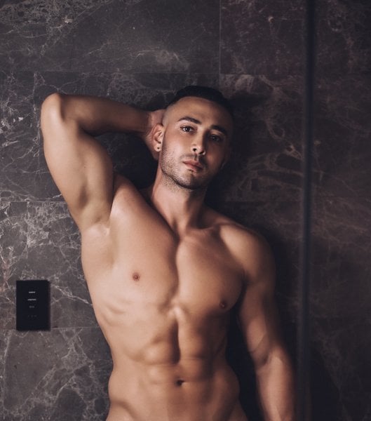 StudFR performs massage in New York City, NY - 753541