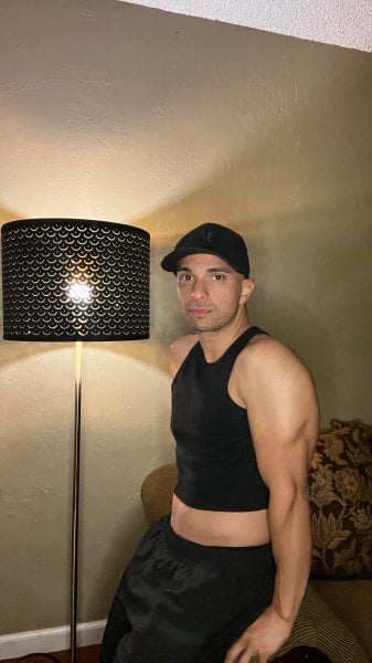 Fredd_Masseur performs massage in Sacramento, CA - 739816