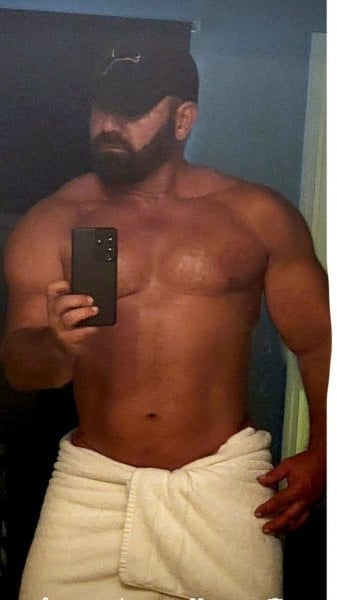 andresvini performs massage in Orlando, FL - 751504