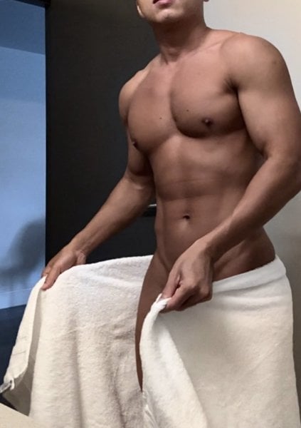 KenAsianHot performs massage in Sacramento, CA - 790923