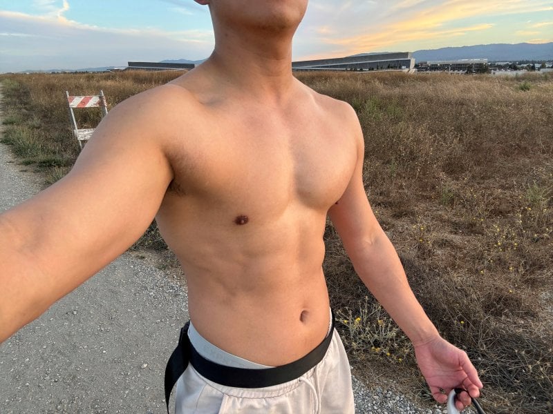 Smoothstud performs massage in Mountain View, CA - 772697