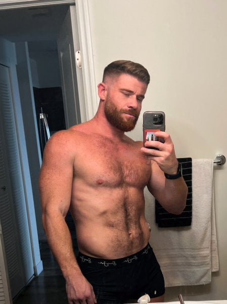 Tylercors performs massage in Miami, FL - 835918