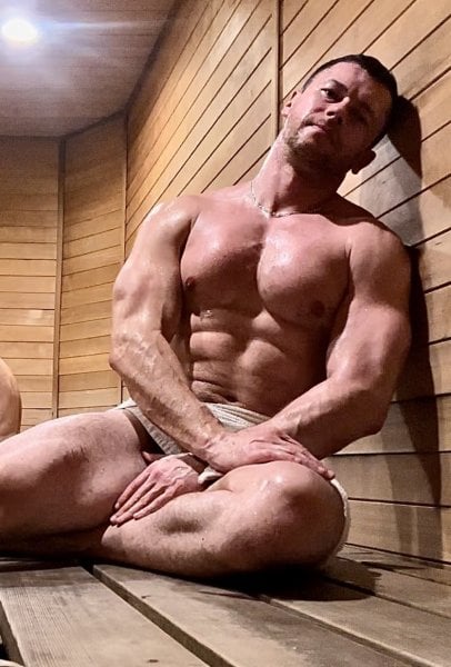 Michael_fit performs massage in New York City, NY - 811822