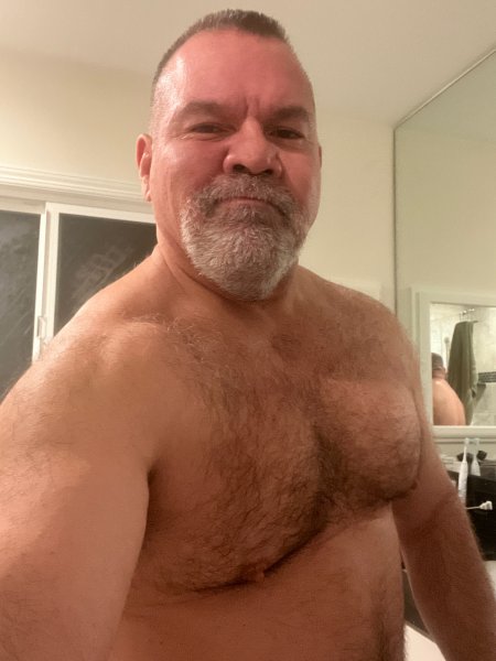 HanksMasssage performs massage in Long Beach, CA - 819227