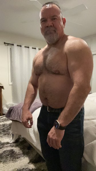 HanksMasssage performs massage in Long Beach, CA - 819235