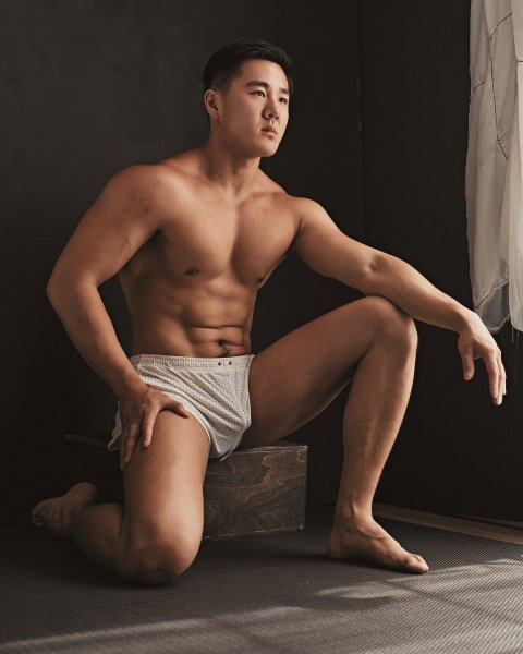 Chase_LA performs massage in Honolulu, HI - 807379