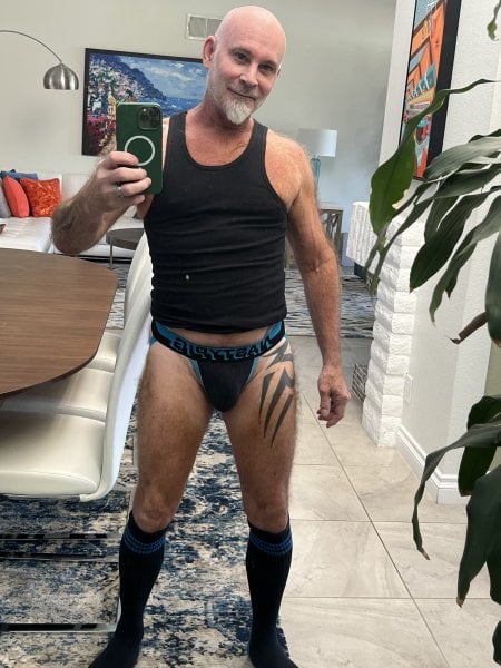 AustinoEros performs massage in Palm Springs, CA - 828318