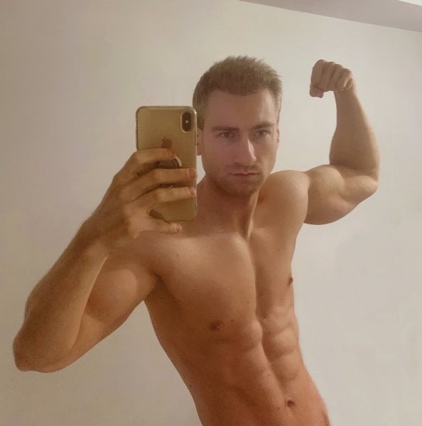 EroticMasseurXL performs massage in London, United Kingdom - 871920