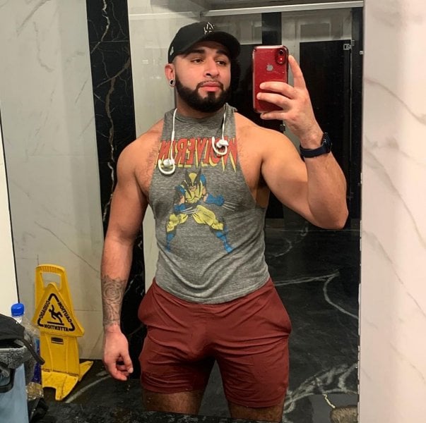 JayyScruff performs massage in West Hollywood, CA - 854837