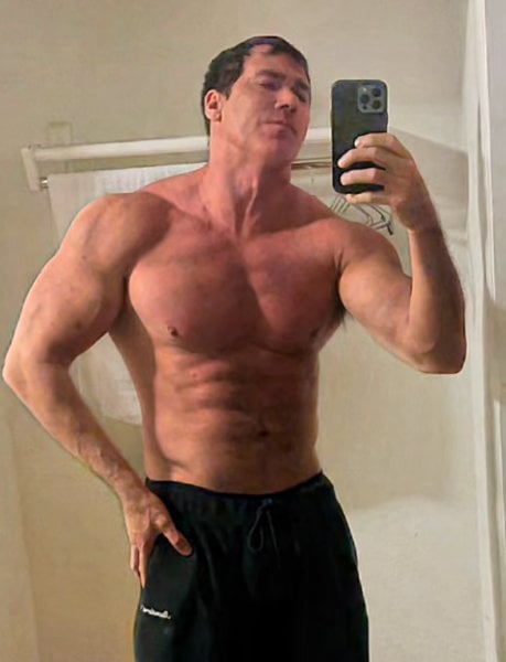 Smoothmuscle performs massage in Palm Springs, CA - 847626