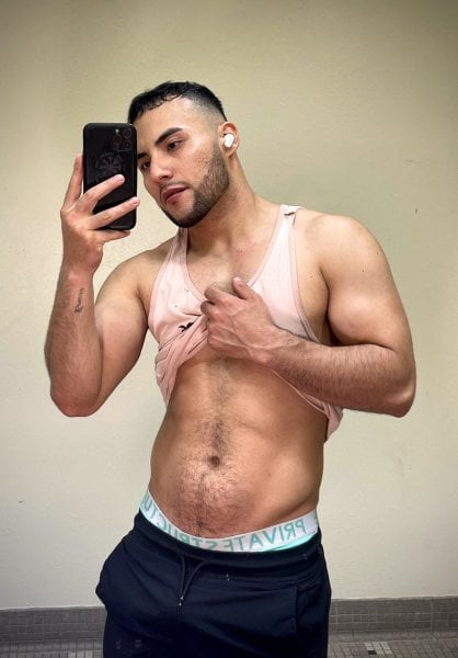 DiegoM performs massage in Atlanta, GA - 873183