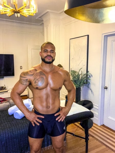 RicoNY performs massage in Manhattan, NY - 902078