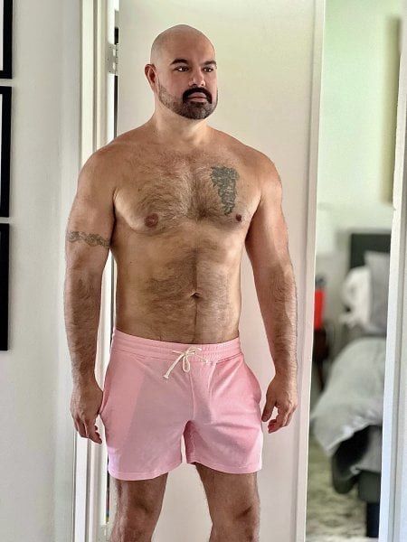 CarlosBear performs massage in Los Angeles, CA - 912043