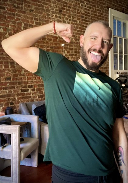 BradleyBear performs massage in New Orleans, LA - 892078