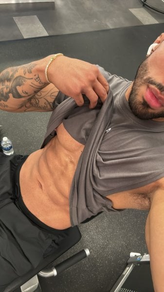 Alex_mass performs massage in New York City, NY - 912320