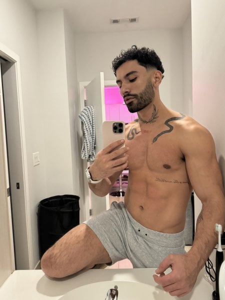 Brazilian_beefXL performs massage in Boston, MA - 898666