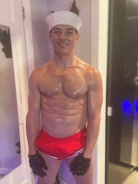 Davidpicc performs massage in Orange County, CA - 885824