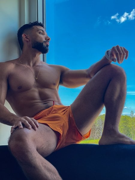 RomeoAntonio performs massage in Manhattan, NY - 908267