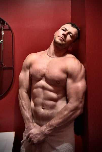 Michael_fit performs massage in New York City, NY - 898382