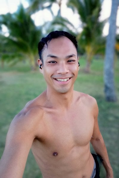 Kylerelaxing performs massage in Honolulu, HI - 912150