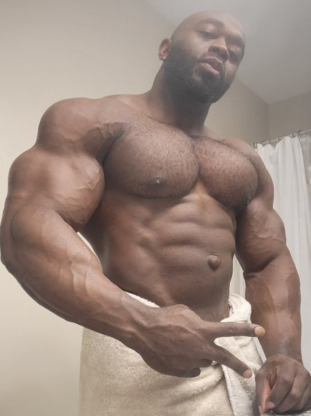 MrDarkchocolate performs massage in Washington, DC - 890364