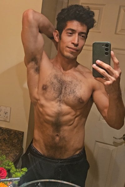 Sirsamlucas performs massage in West Hollywood, CA - 910466