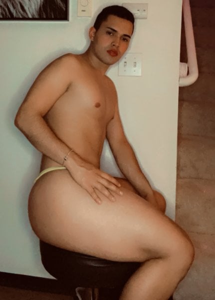 antonymedina performs massage in Seattle, WA - 902541