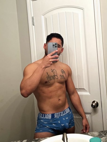 FelixxJimenez performs massage in Seattle, WA - 883647