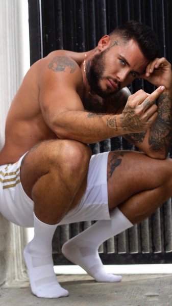 ERICSPAIN performs massage in Miami, FL - 899675