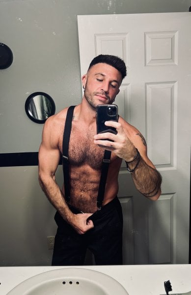 JakeAllenP performs massage in Akron, OH - 901983