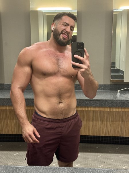 Sebastianmco performs massage in Orlando, FL - 906497