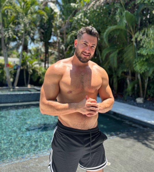 Sebastianmco performs massage in Orlando, FL - 906503