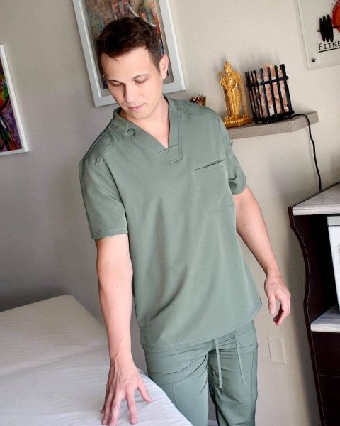 DavidSO performs massage in Springfield, MA - 906797