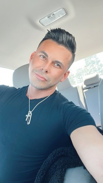 Jguyfit performs massage in Los Angeles, CA - 911154