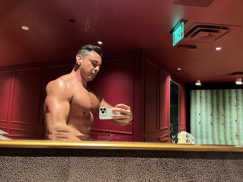 Jguyfit performs massage in Los Angeles, CA - 911156