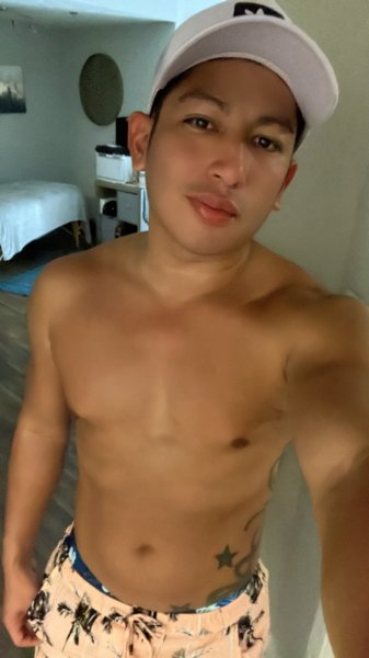 Alexanderlatin performs massage in Atlanta, GA - 904828